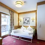 Alpenresort Fluchthorn Ξενοδοχείο 4*