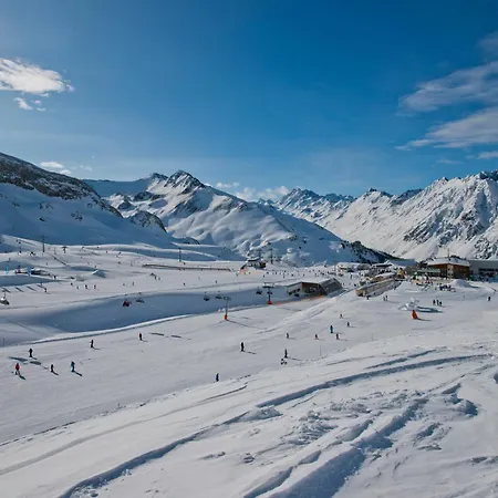 Alpenresort Fluchthorn 호텔