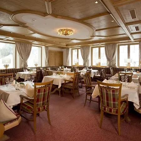 Alpenresort Fluchthorn Hotel Galtuer