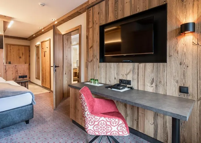 Alpenresort Fluchthorn Hotel