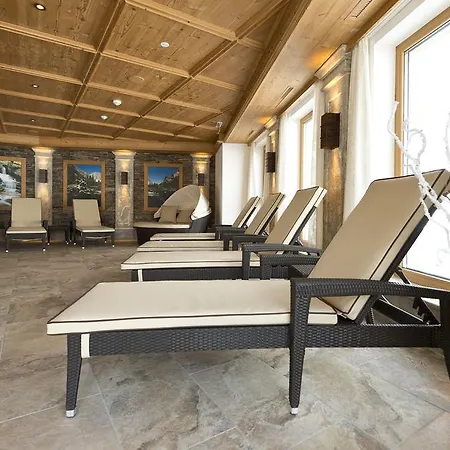 Alpenresort Fluchthorn Hotel