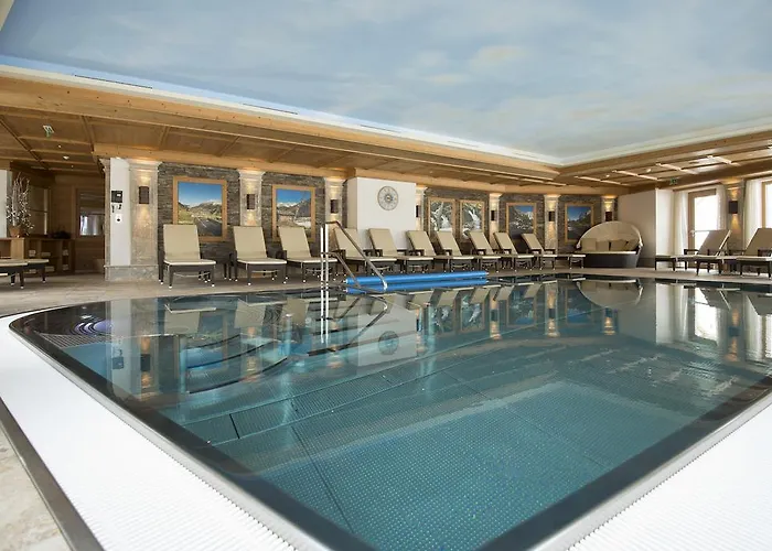 ホテル Alpenresort Fluchthorn 4*