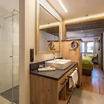 ホテル Alpenresort Fluchthorn