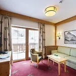 Alpenresort Fluchthorn ホテル 4*
