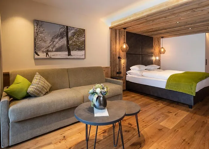 Отель Alpenresort Fluchthorn Гальтюр