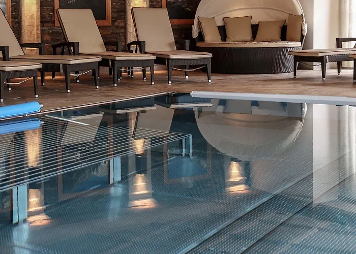 Отель Alpenresort Fluchthorn 4*