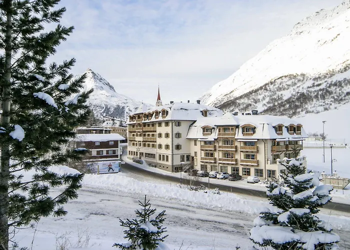 Alpenresort Fluchthorn Отель