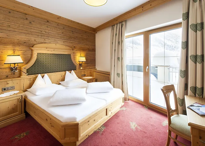 Отель Alpenresort Fluchthorn Гальтюр