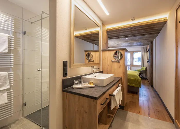 Отель Alpenresort Fluchthorn