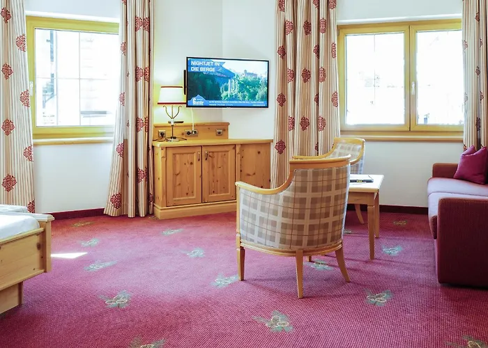 Отель Alpenresort Fluchthorn 4*