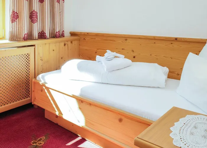 Alpenresort Fluchthorn Отель Гальтюр
